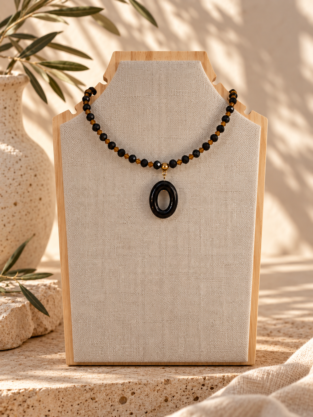 CHOKER CON COLGANTE DE ÓNIX